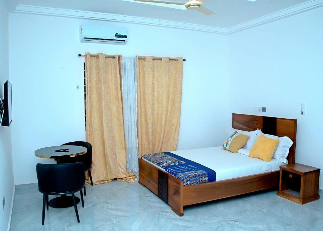 The Lords Palace Guest House Tema Extérieur photo