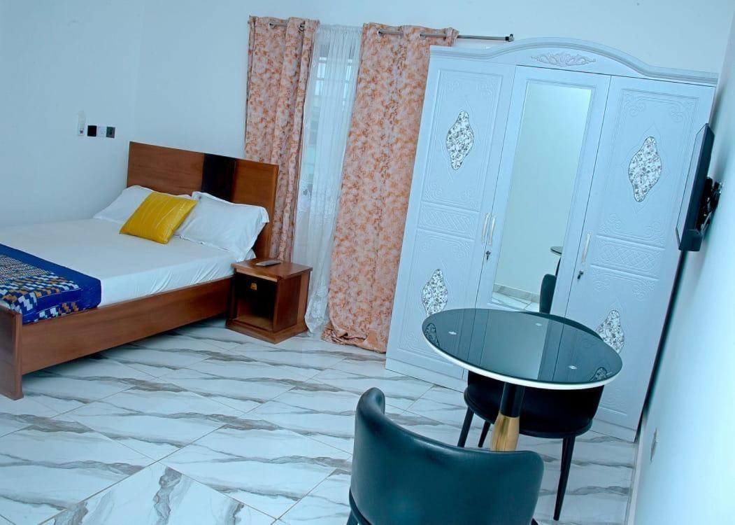 The Lords Palace Guest House Tema Extérieur photo